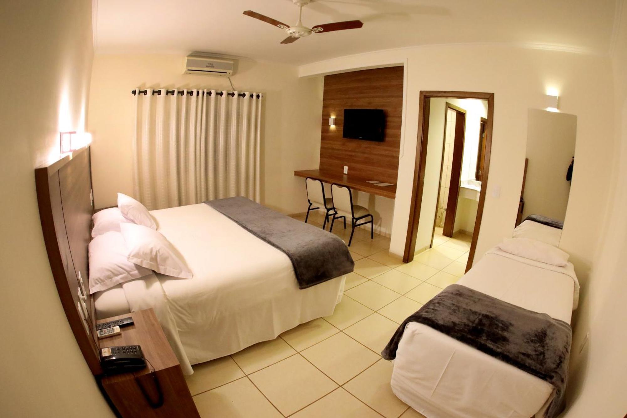 Hotel Roda D'Agua Andradina Eksteriør billede
